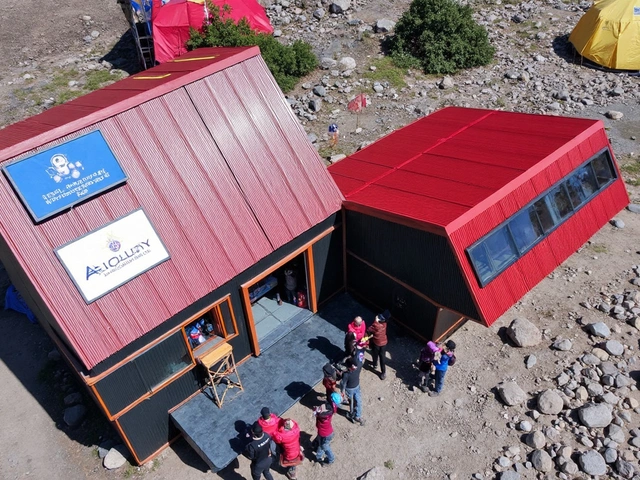 Refugio Volcán Tupungato: Turismo sostenible y acceso democrático a la montaña en Valle Colorado